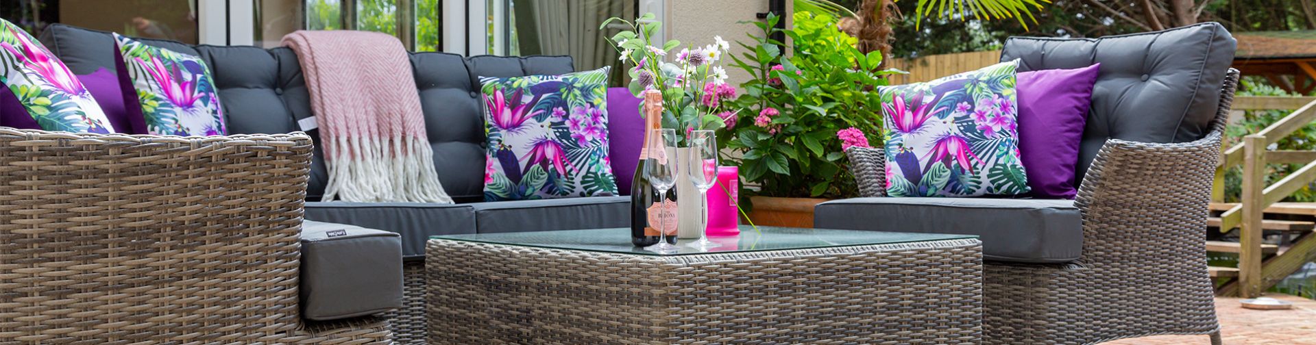 KatieBlake_Garden_Furniture_Sofa