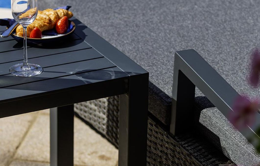 Marlowe Luxe Single Sunlounger with Side Table