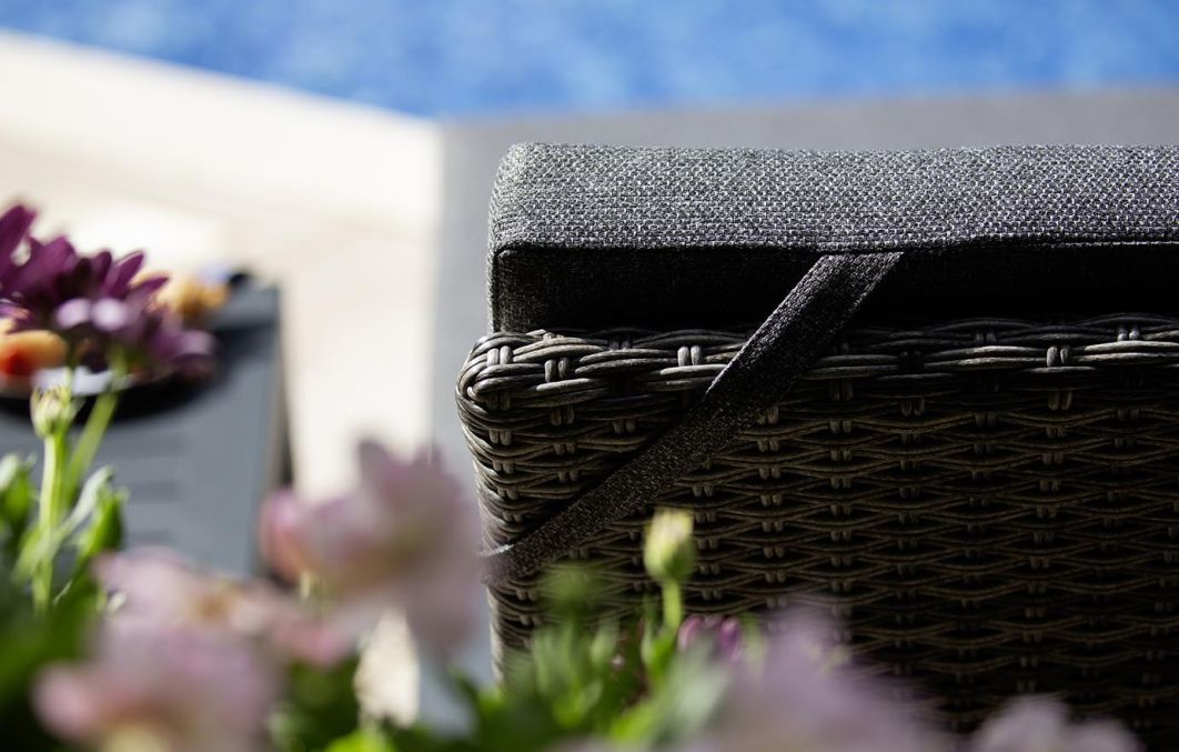 Marlowe Luxe Single Sunlounger with Side Table