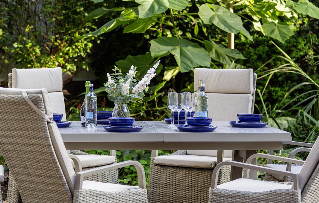 Marlowe Luxe 6 Seat Reclining Dining Set with Rectangular Extending Table