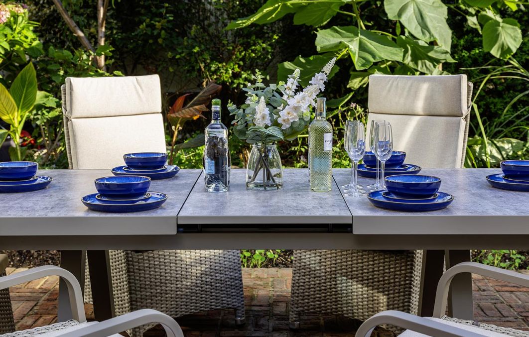 Marlowe Luxe 6 Seat Reclining Dining Set with Rectangular Extending Table