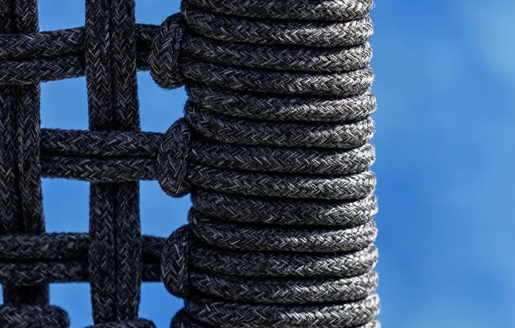 Marlowe Artisan 4-Seat Dining Set with Parasol