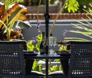 Marlowe Artisan 6 Seat Dining Set with Round Table