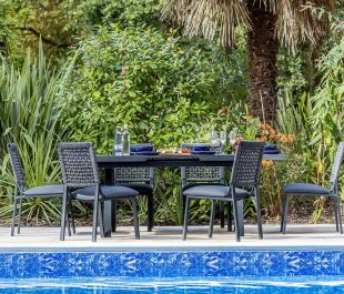 Marlowe Artisan 6-Seat Extending Dining Set