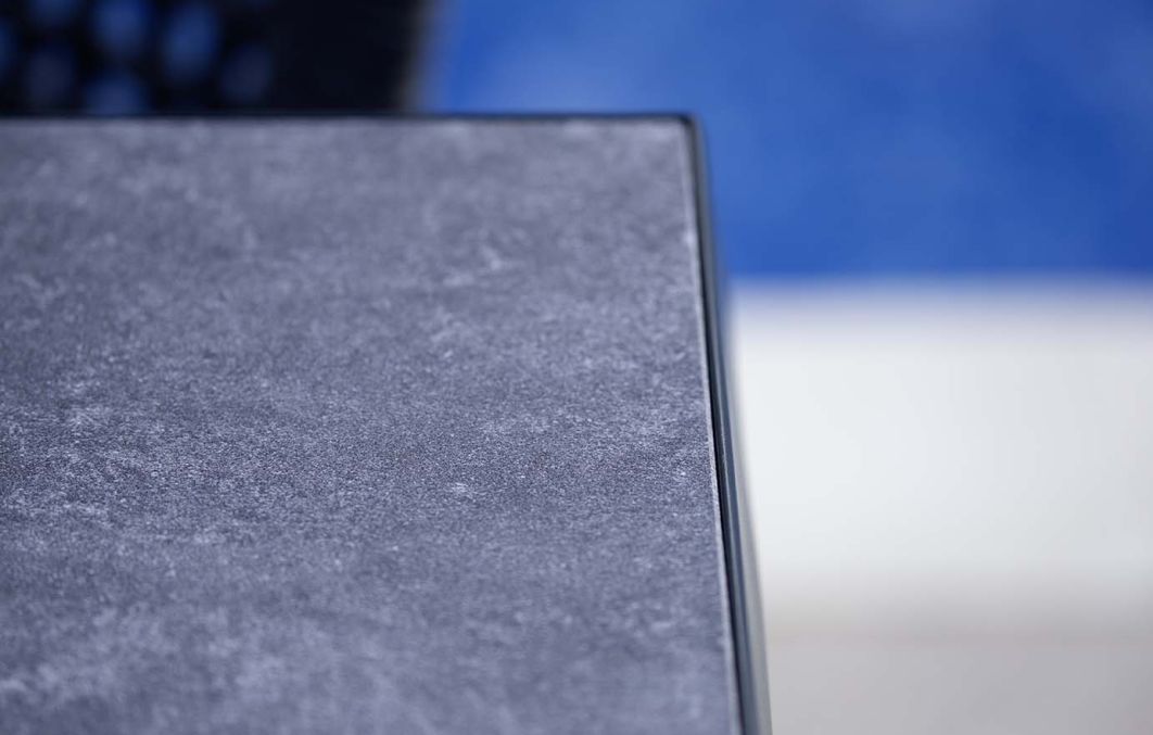 Marlowe Artisan 6-Seat Extending Dining Set