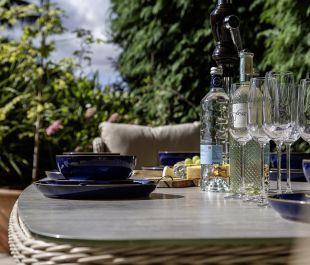 Windsor Heritage 6 Seat Dining Set with Rectangular Table