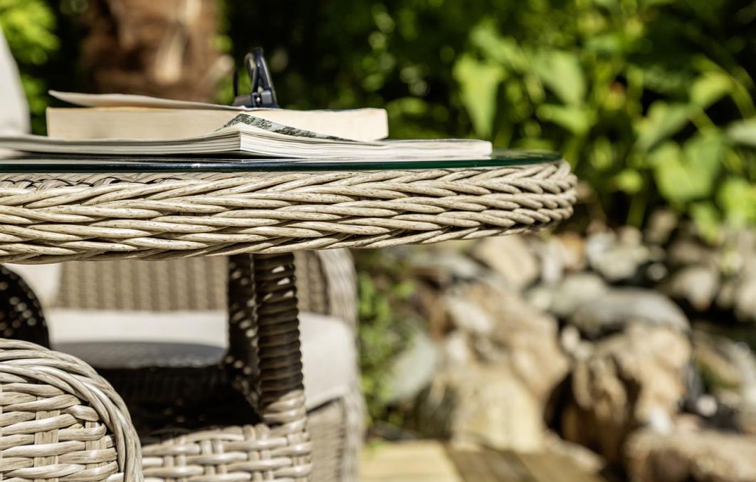 Florence Lounge Set – 2 Chairs, 50cm x 50cm Table + Cover