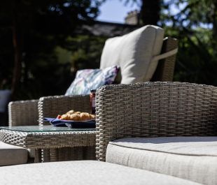 Savannah Deluxe Reclining Lounge Set 2 Chairs 2 Footstools Table