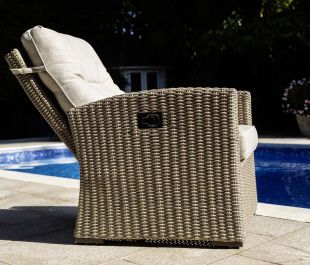 Savannah Deluxe Reclining Lounge Set 2 Chairs 2 Footstools Table