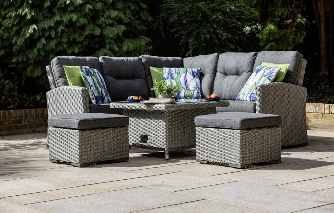 Savannah Compact Corner Set Height Adjustable Table