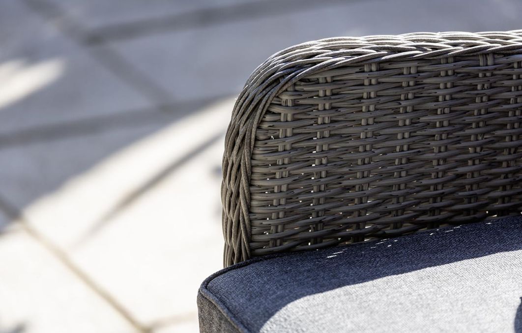 Valencia Large Corner with Height Adjustable Table & 2 Stools