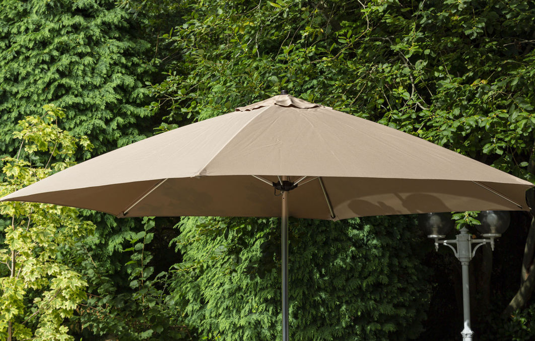 Katie Blake Garden Furniture Seville 8 Seat Dining Set