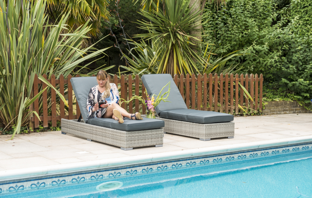 Sandringham Rattan Double sun lounger