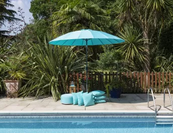 Aqua garden furniture makeover set